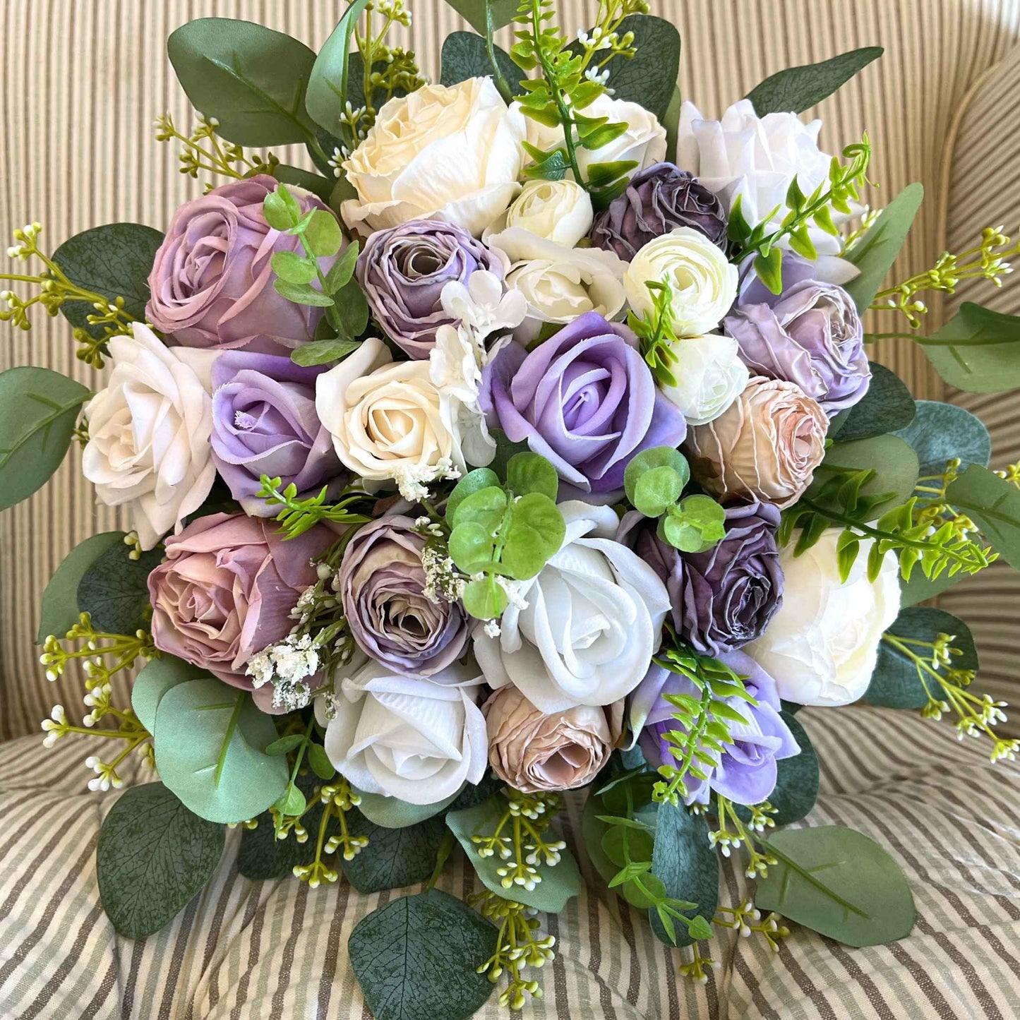 Enchanting Light Purple Bridal Bouquet Wedding Flower Bouquet Artificial Bridal Bouquet