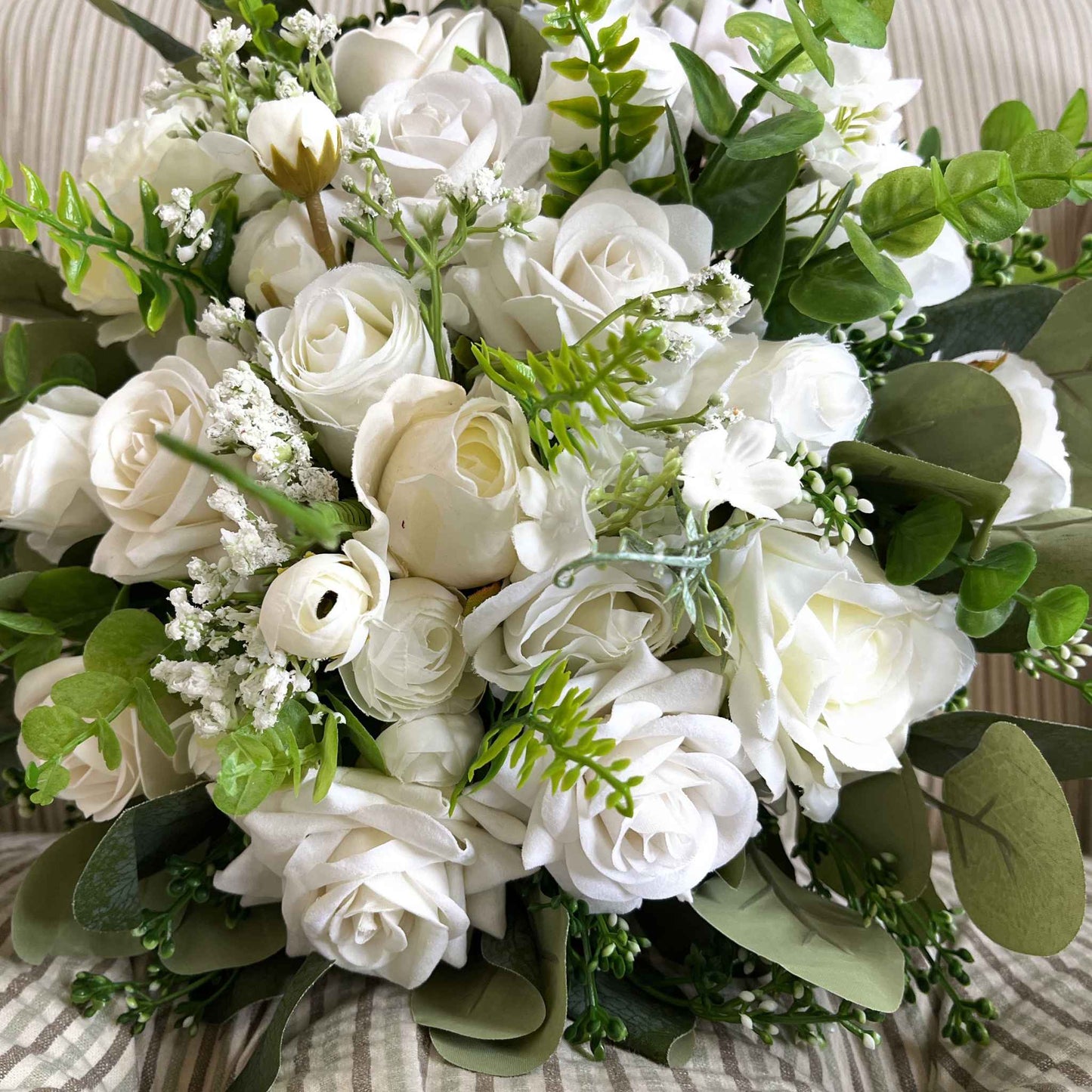 Wedding bouquet white bridal bouquet artificial flower bouquet bridesmaid bouquet